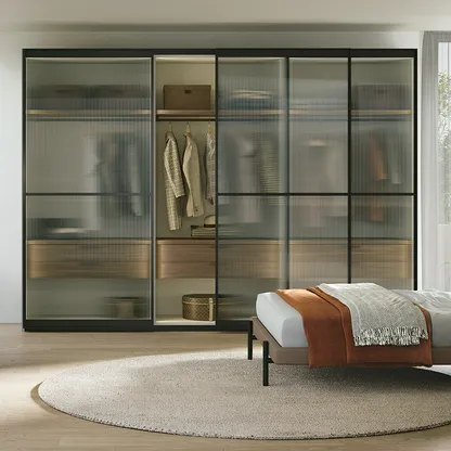 Double sliding wardrobe