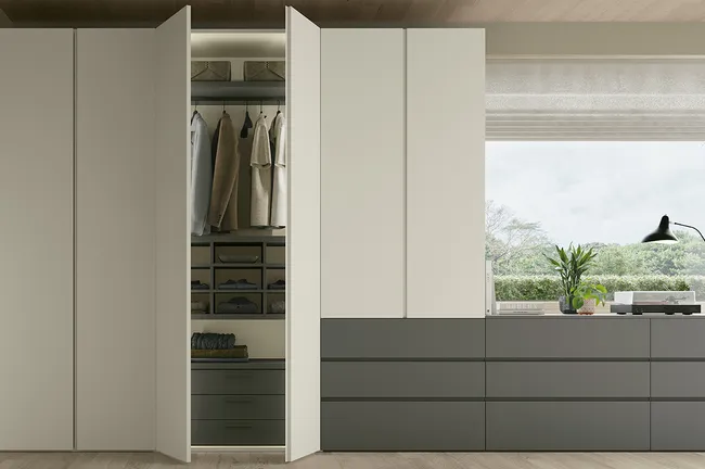 Gola hinged wardrobe